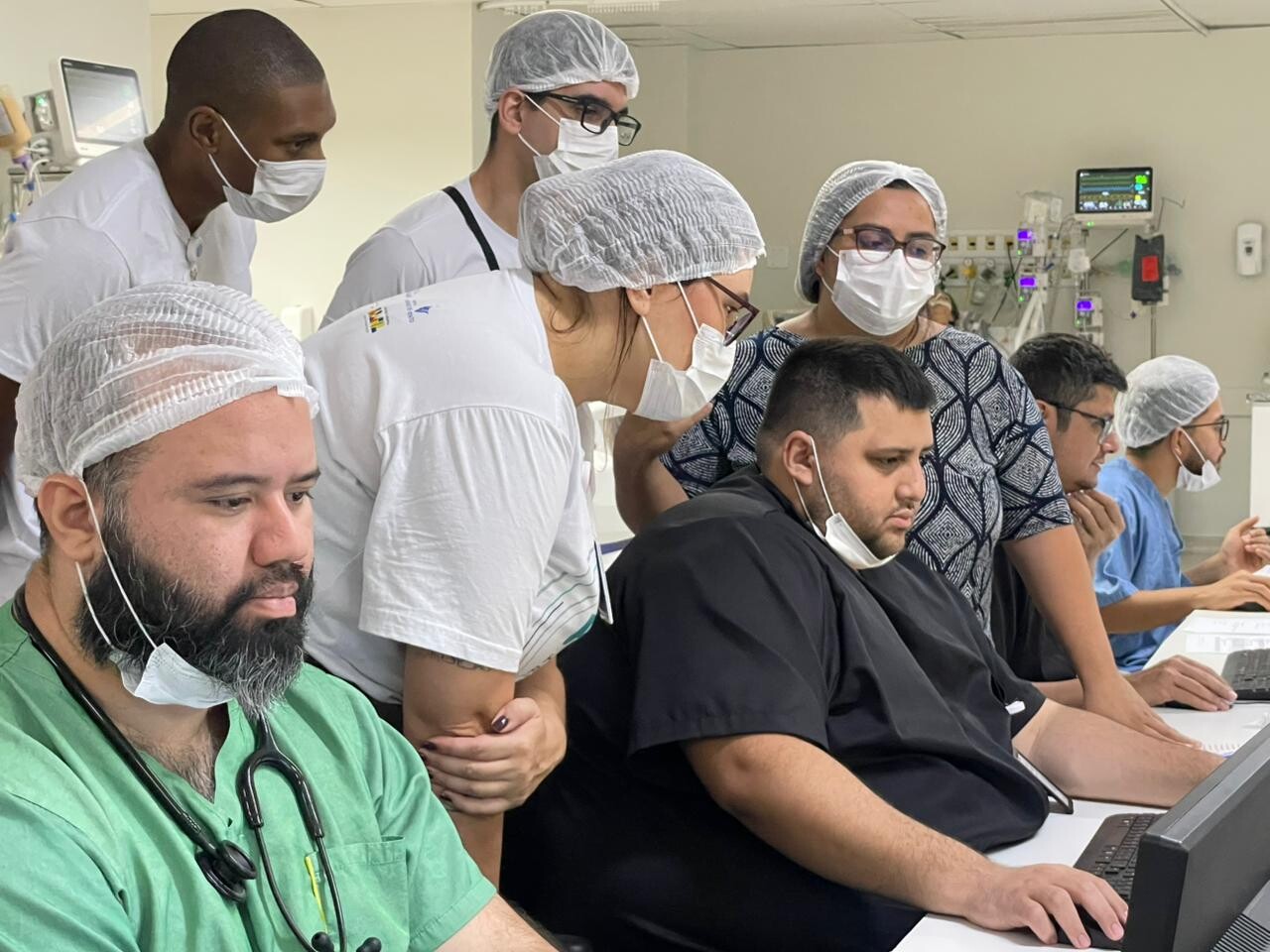 PROFISSIONAIS DO RHP EM VISITA A UTI DO HPS 28 DE AGOSTO EM 2025_FOTO_GUILHERME FRAGAS_CHS (2).jpeg